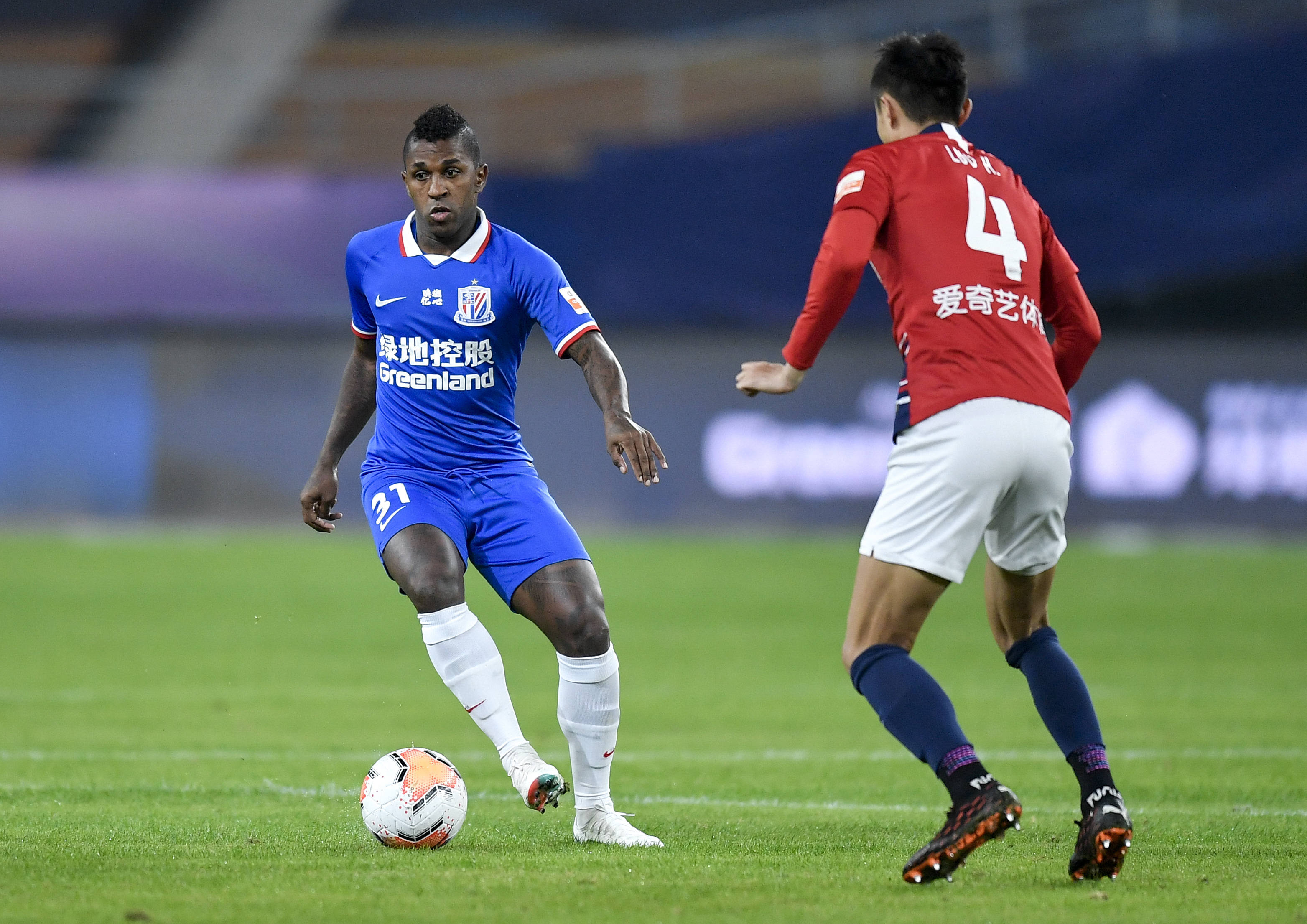 刘诚宇：和新疆队对抗蛮吃力，我要让自己变得更加强大（刘诚宇：与新疆对决挺吃力，我要让自己更强大）