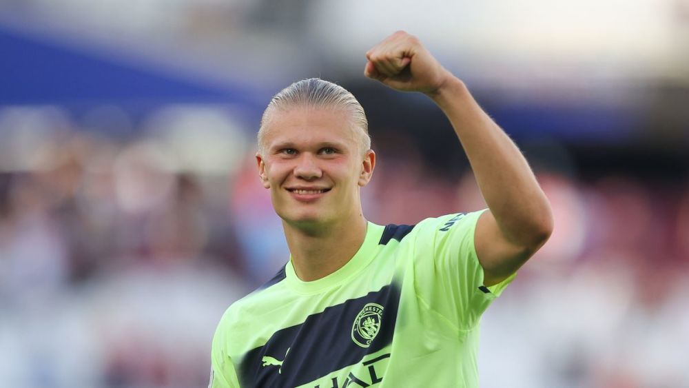 阿斯顿维拉英超前5轮不胜，现四连胜登顶英超第3（从前五轮不胜到四连胜，阿斯顿维拉跃居英超第三）